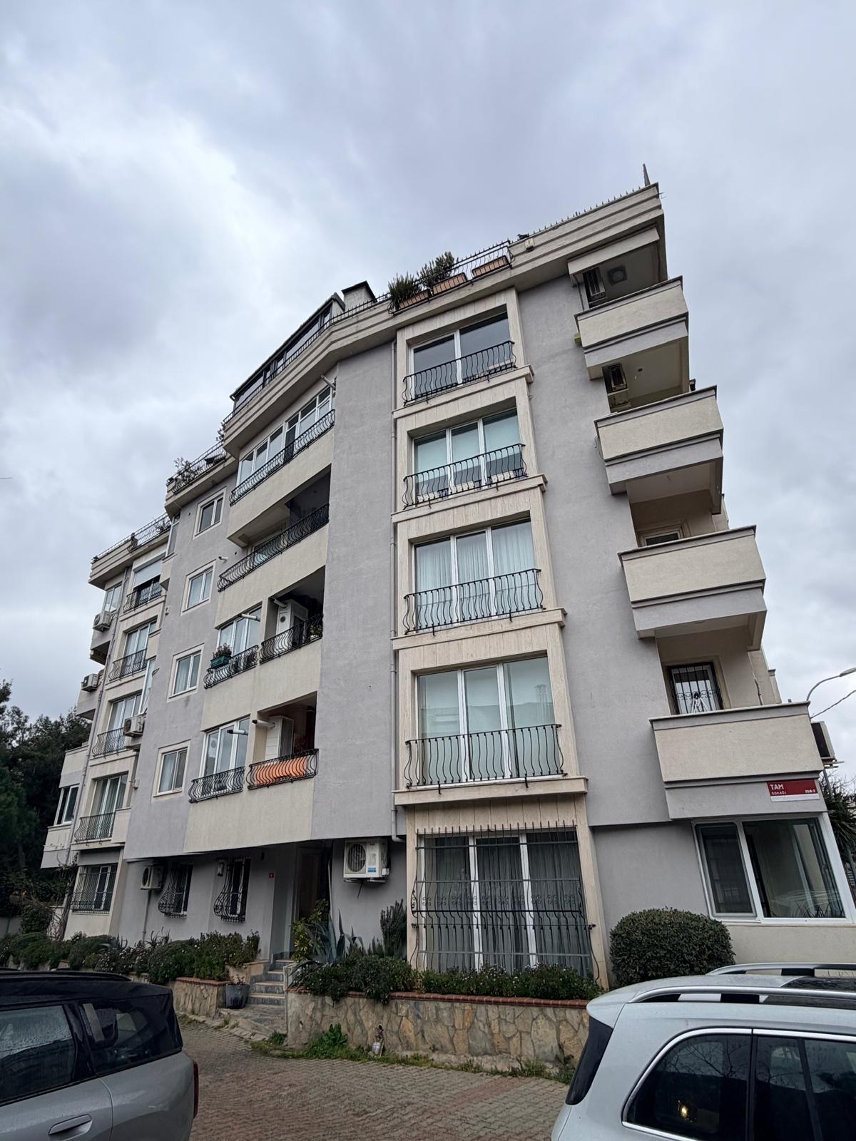 Yener Kılıç Apartmanı