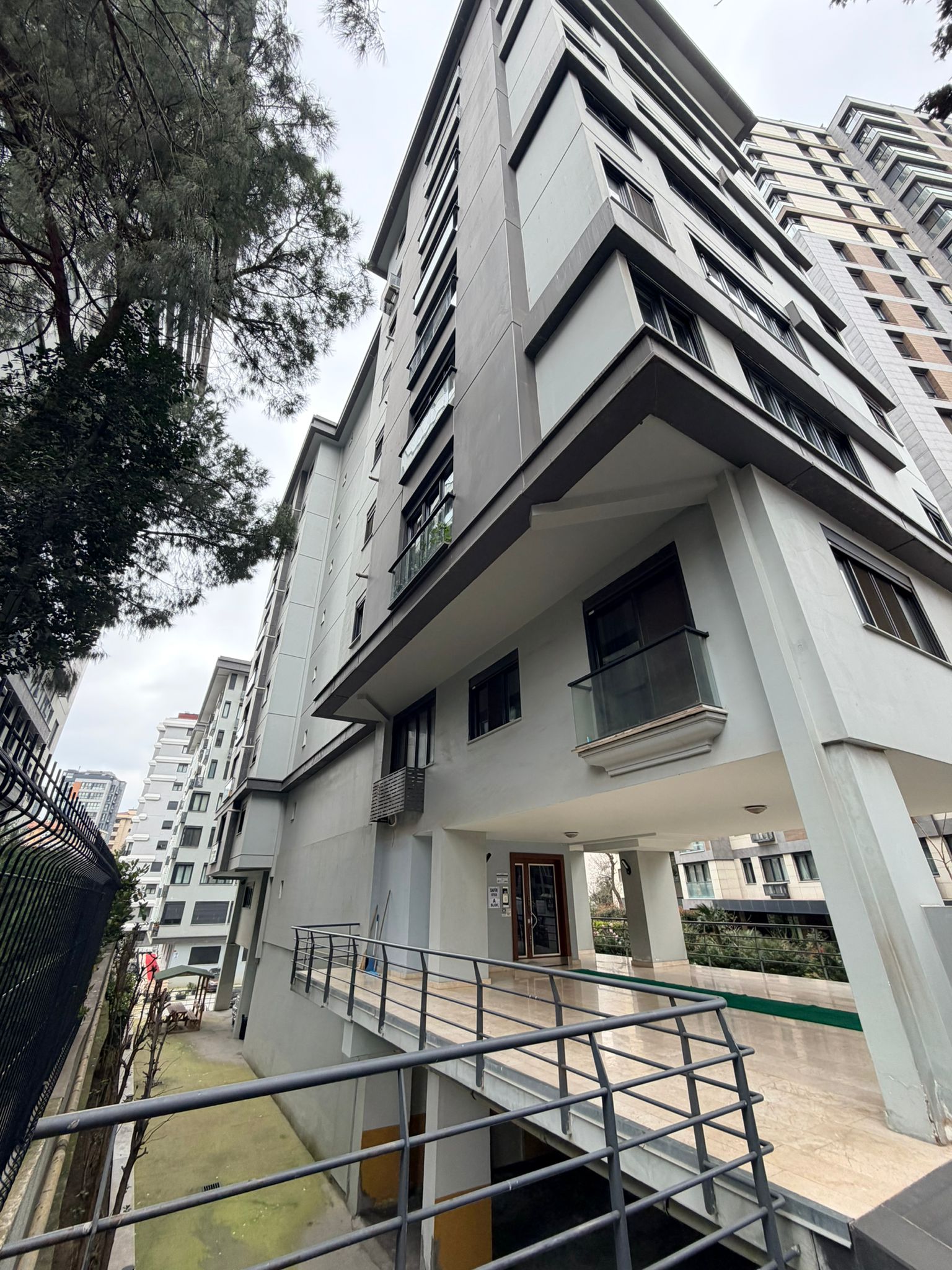 Safir Sitesi
